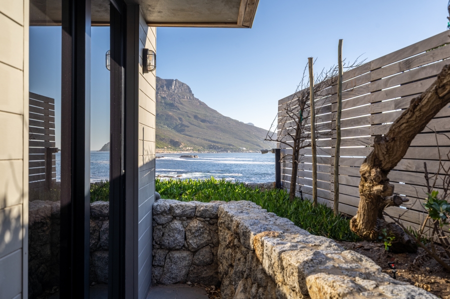 5 Bedroom Property for Sale in Camps Bay Western Cape